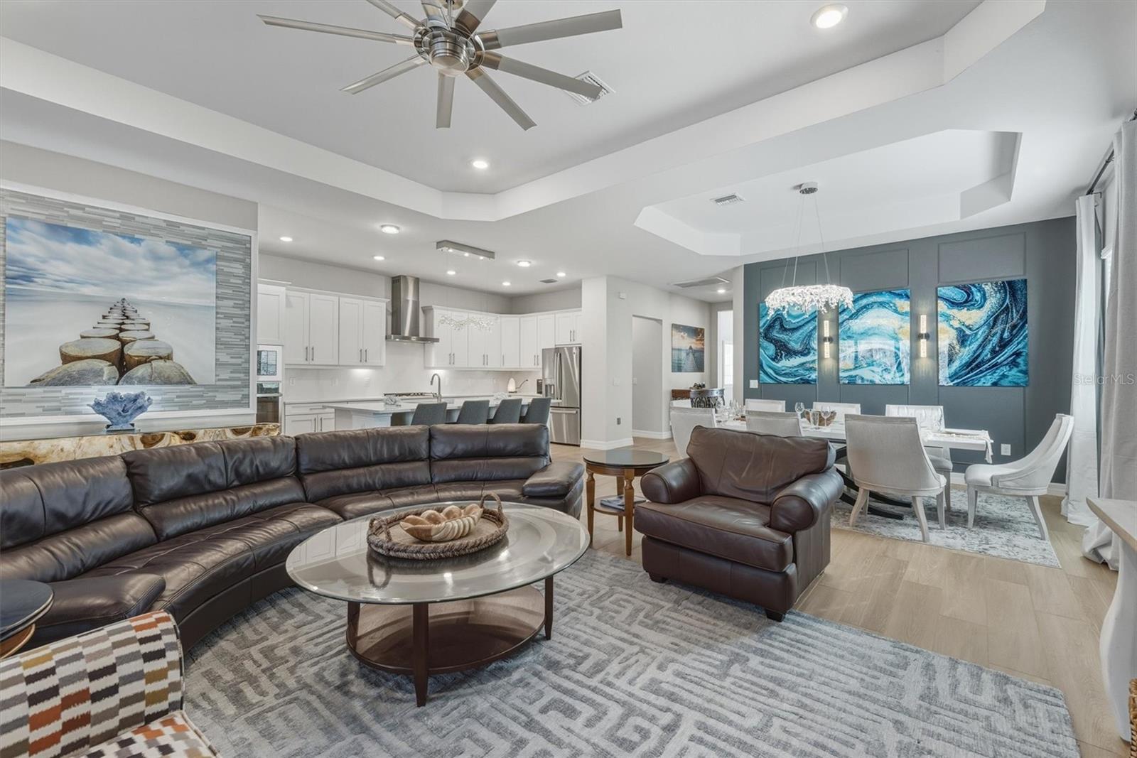 Image 33 of 57 For 13533 Blue Bay Circle