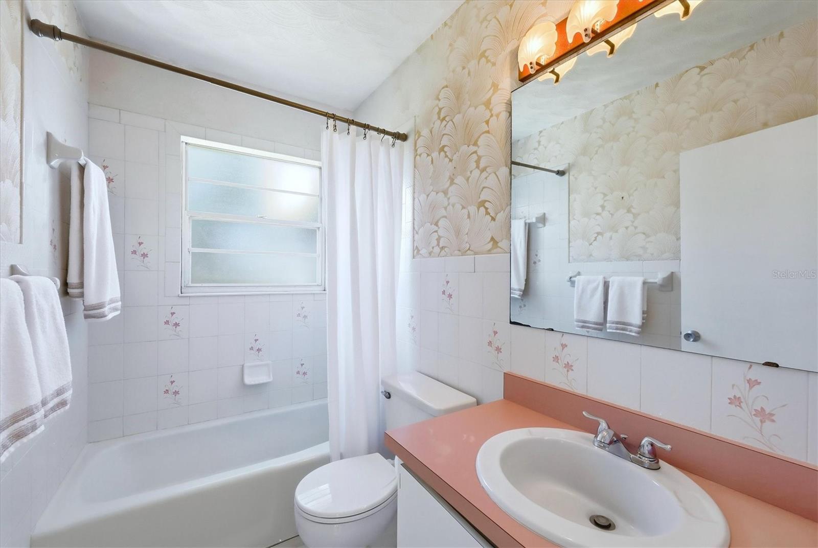 Image 18 of 51 For 270 Southland Road