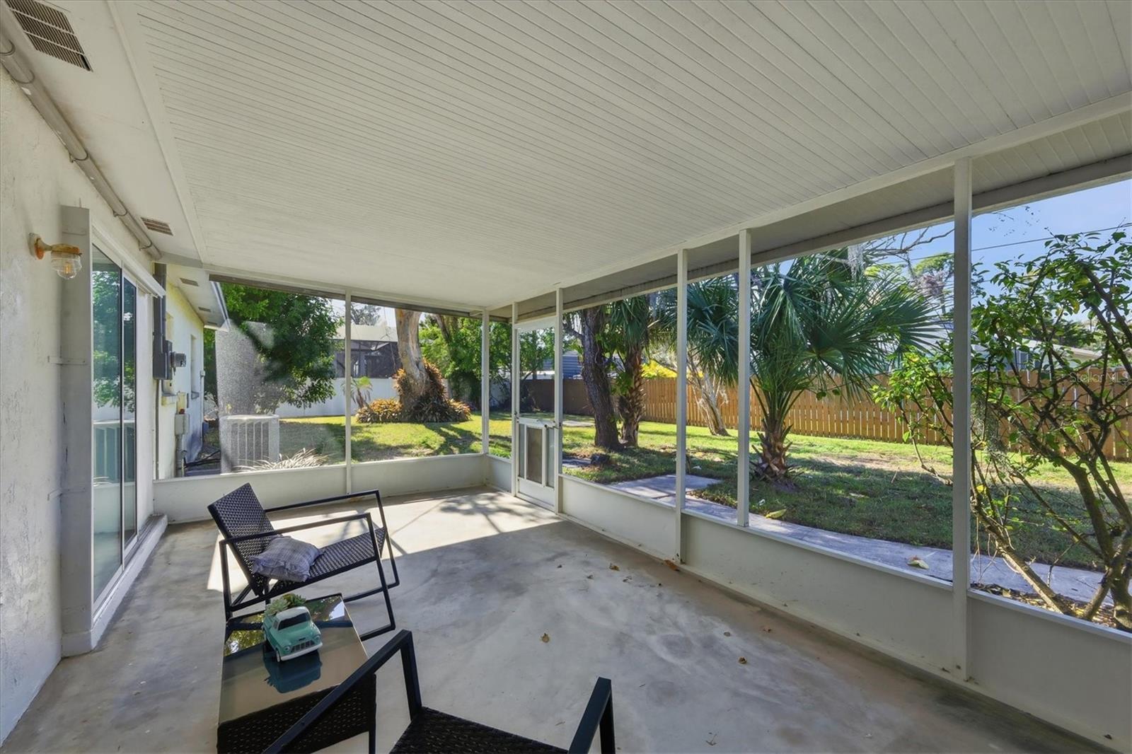 Image 24 of 51 For 270 Southland Road