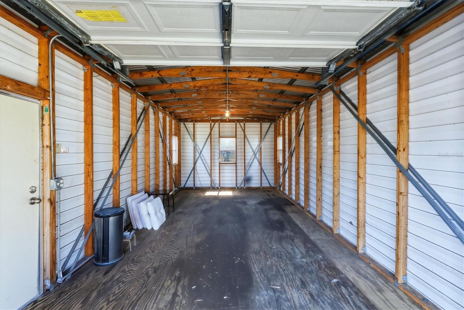 Image 26 of 51 For 270 Southland Road