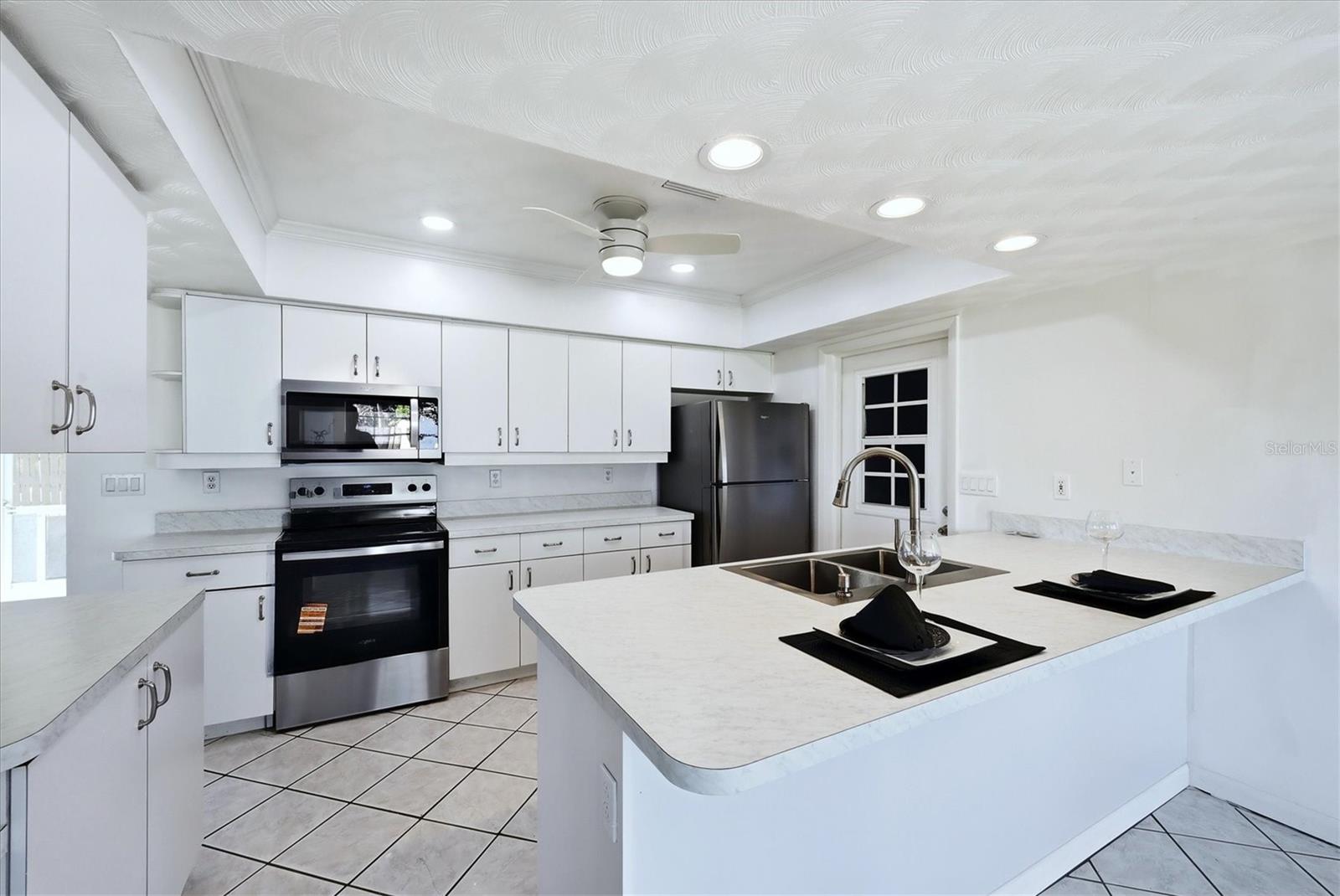 Image 3 of 51 For 270 Southland Road