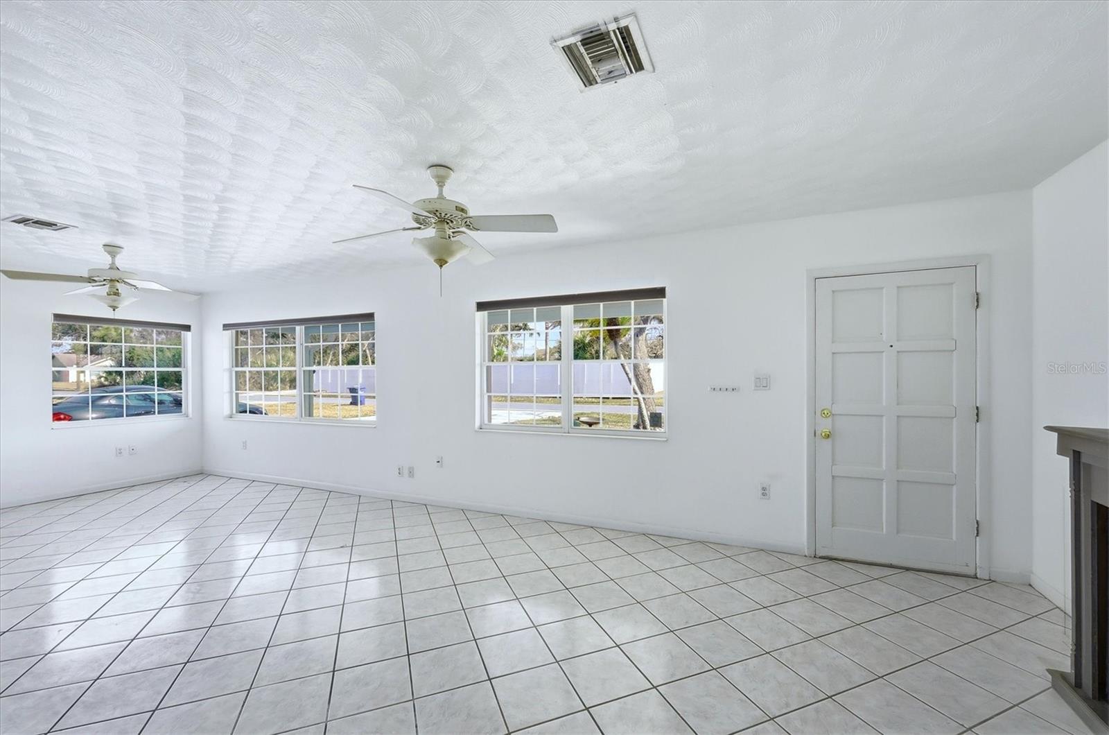 Image 6 of 51 For 270 Southland Road