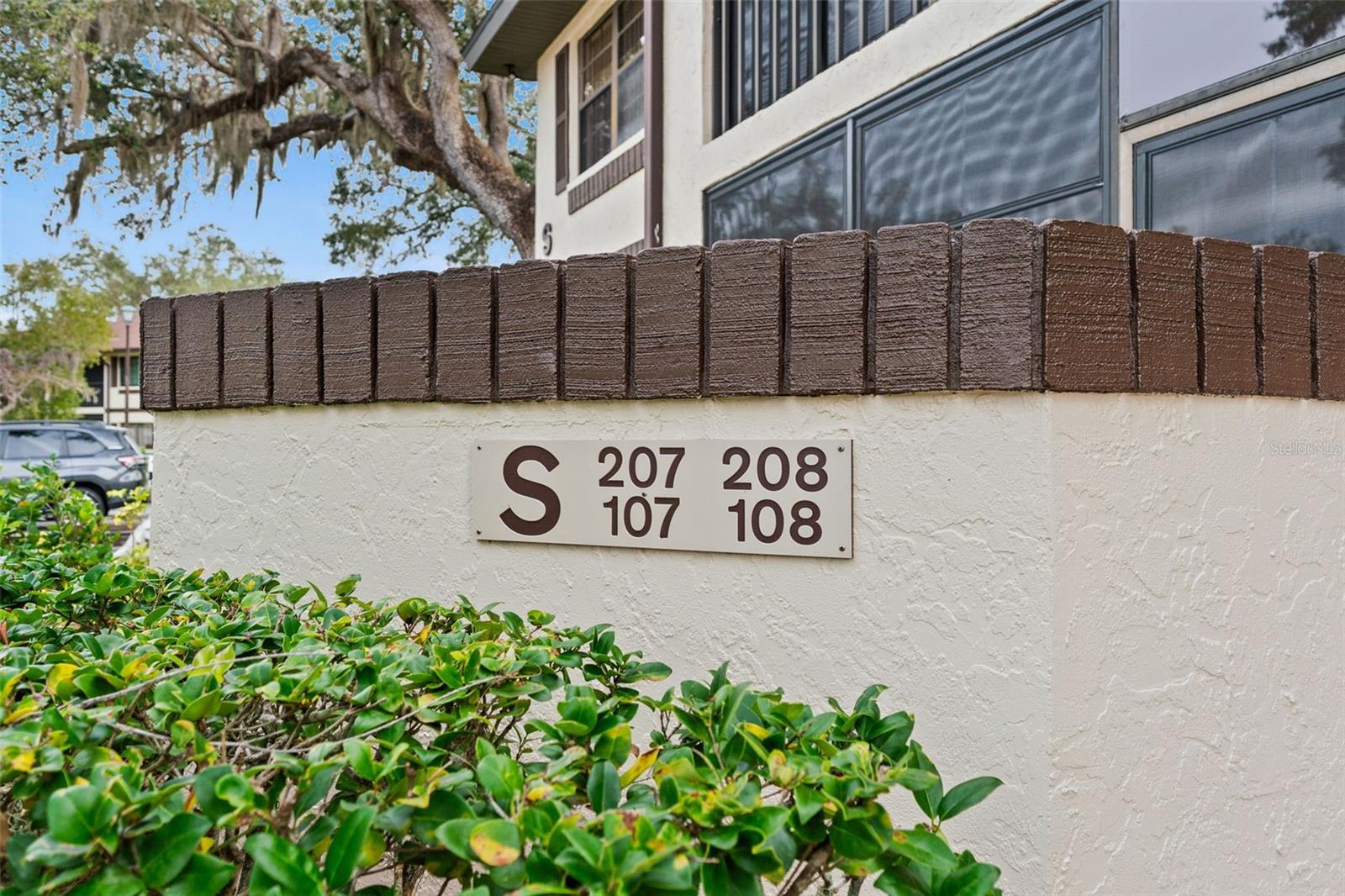 Image 2 of 36 For 19505 Quesada Avenue S208