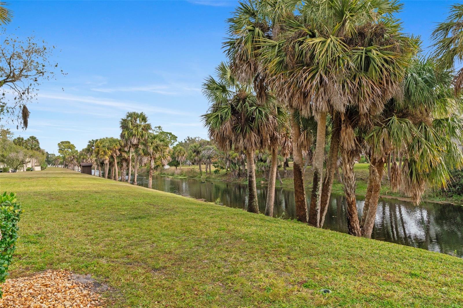 Image 24 of 36 For 19505 Quesada Avenue S208