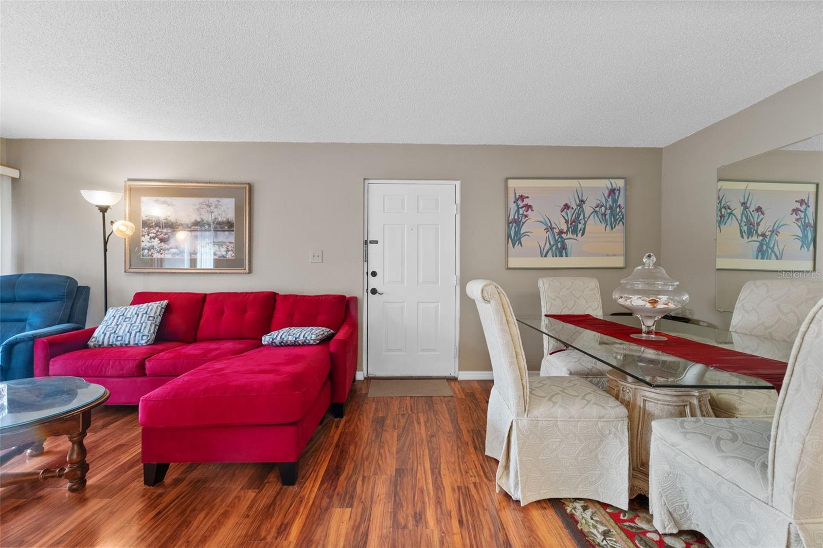 Image 8 of 36 For 19505 Quesada Avenue S208