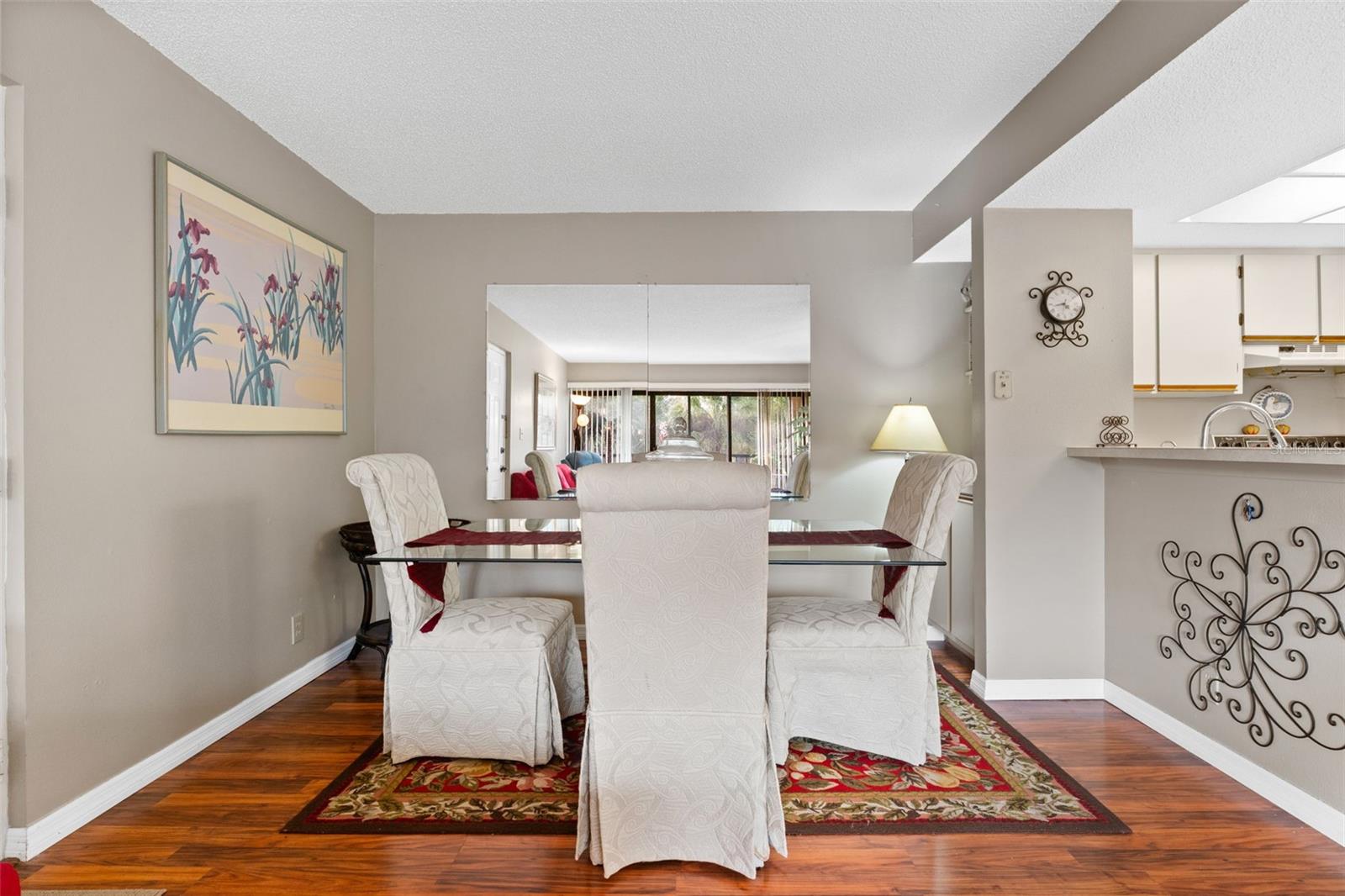 Image 9 of 36 For 19505 Quesada Avenue S208