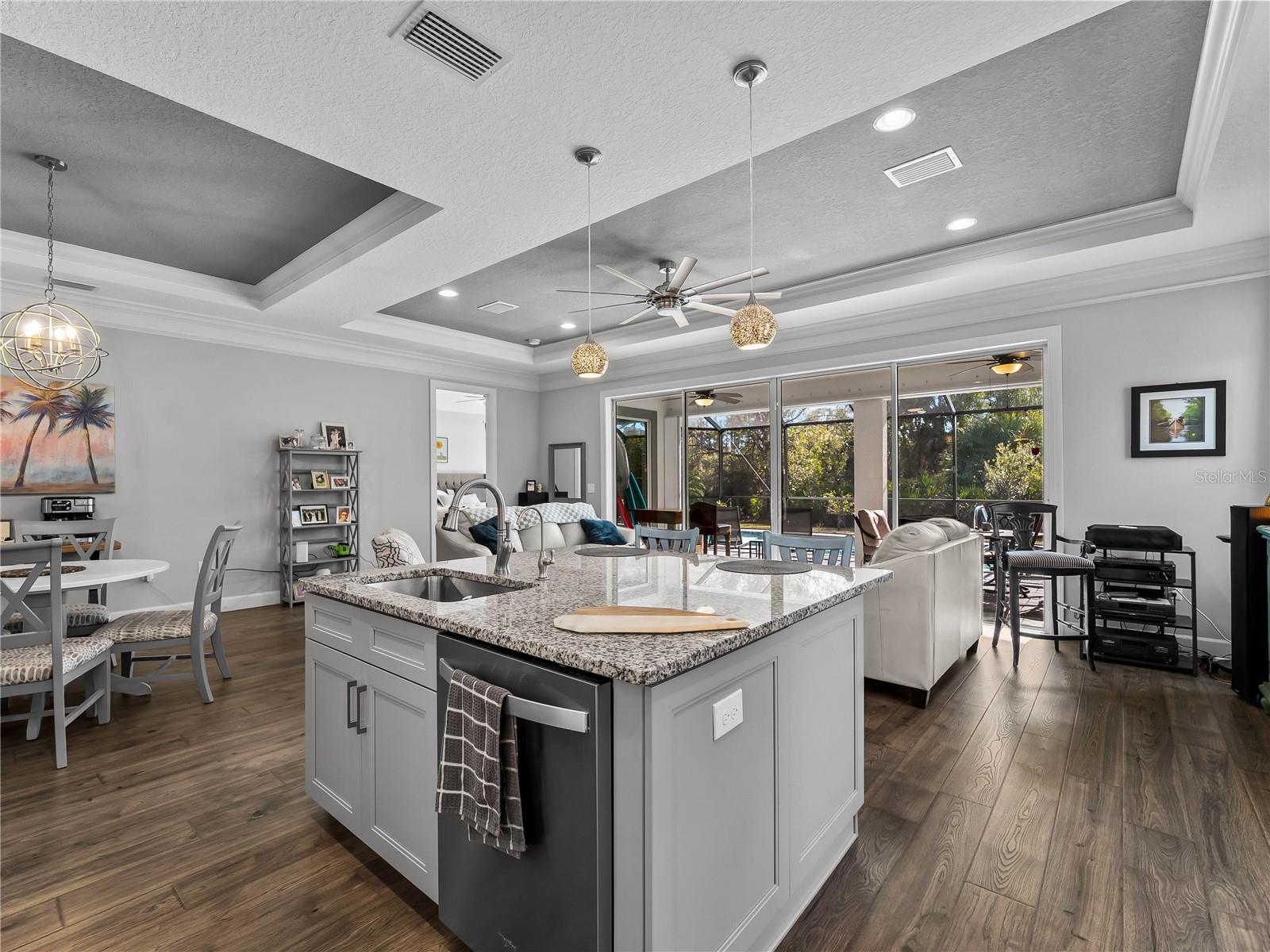 Image 12 of 67 For 5695 Lavender Avenue