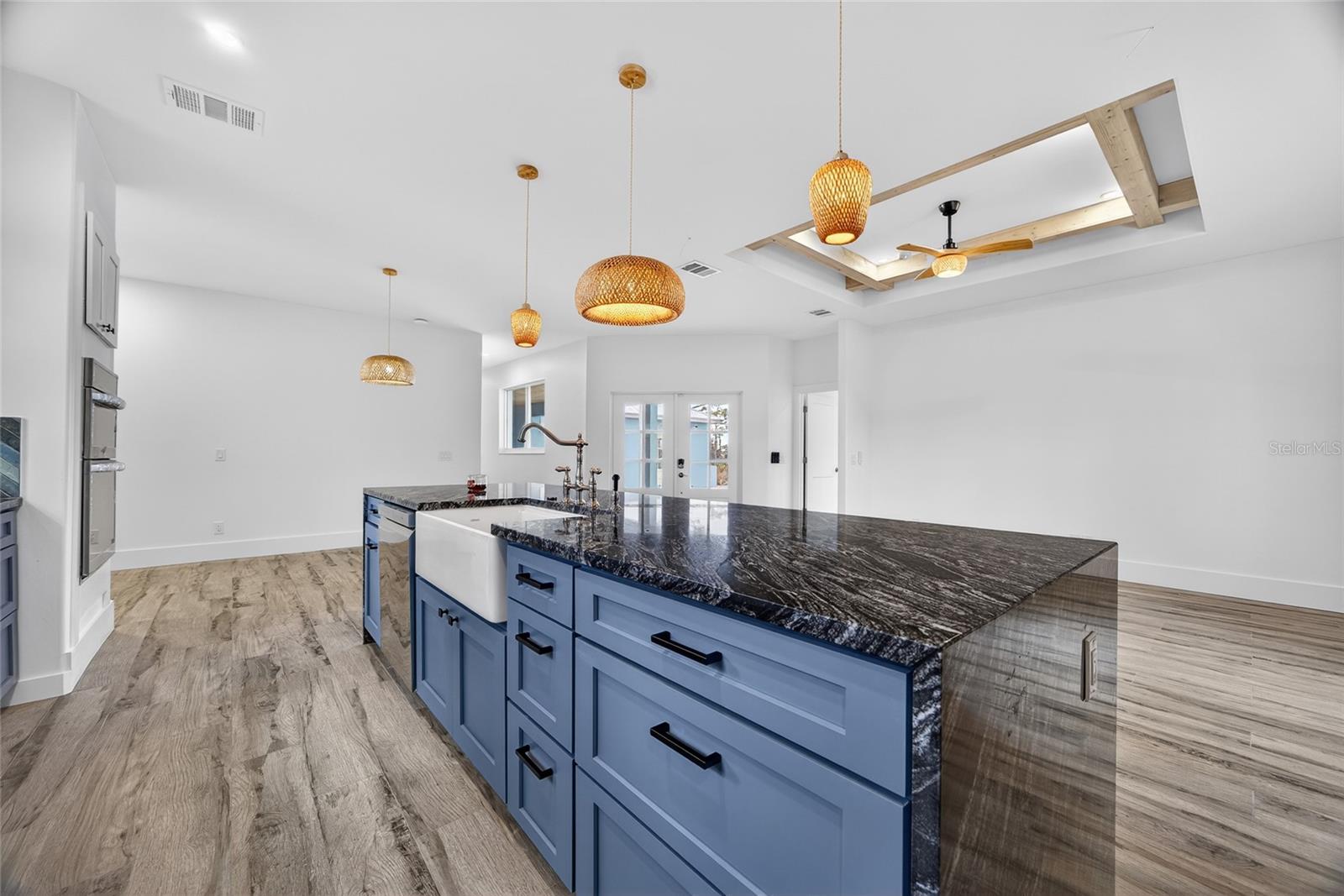 Image 8 of 43 For 14192 Riseley Avenue