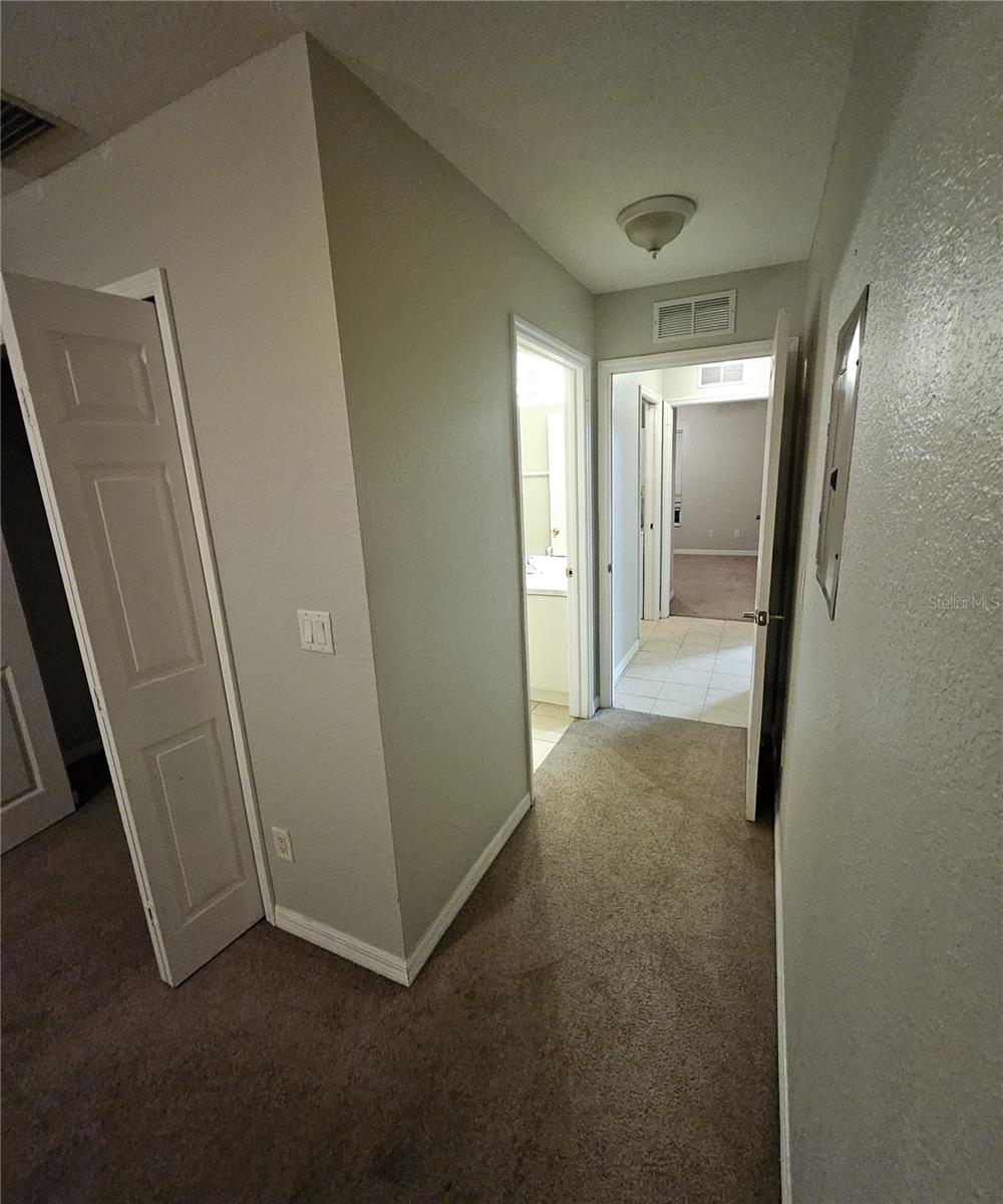 Image 16 of 35 For 4545-4547 26th Street Sw