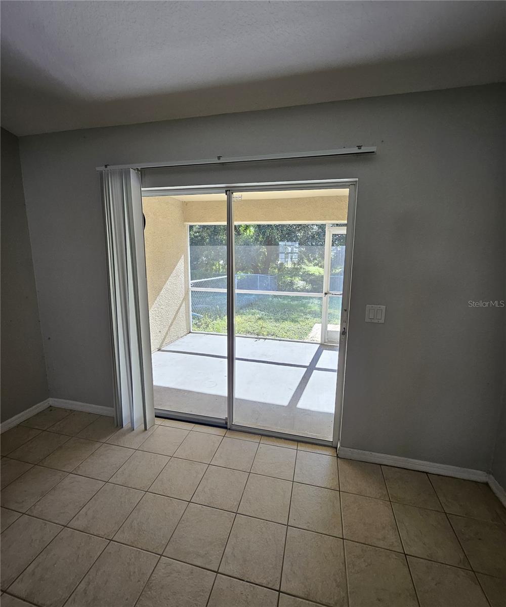 Image 23 of 35 For 4545-4547 26th Street Sw