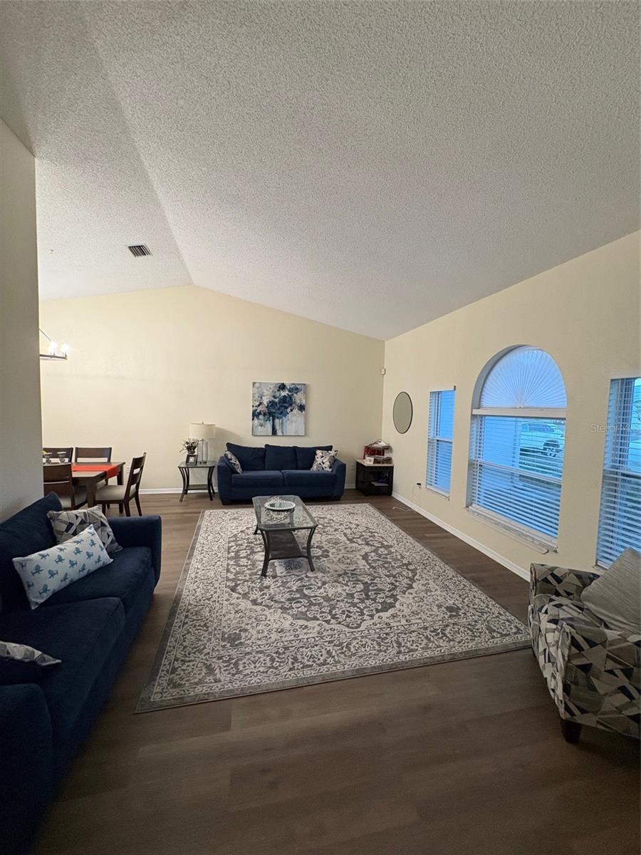 Image 20 of 33 For 12123 Genoa Street