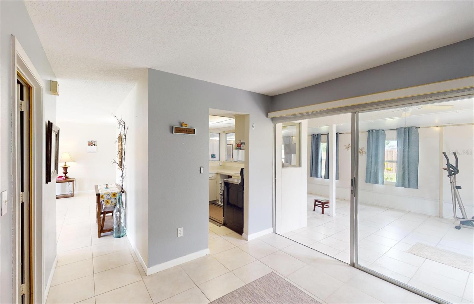 Image 24 of 41 For 2320 Alton Road