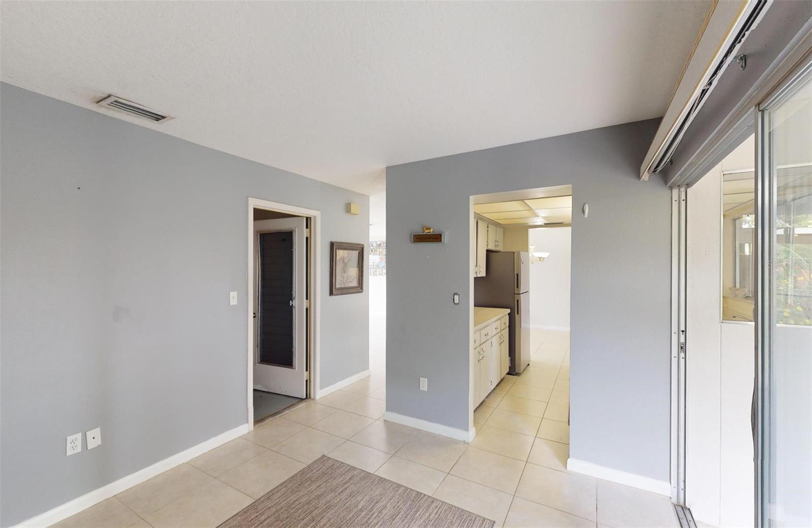 Image 25 of 41 For 2320 Alton Road