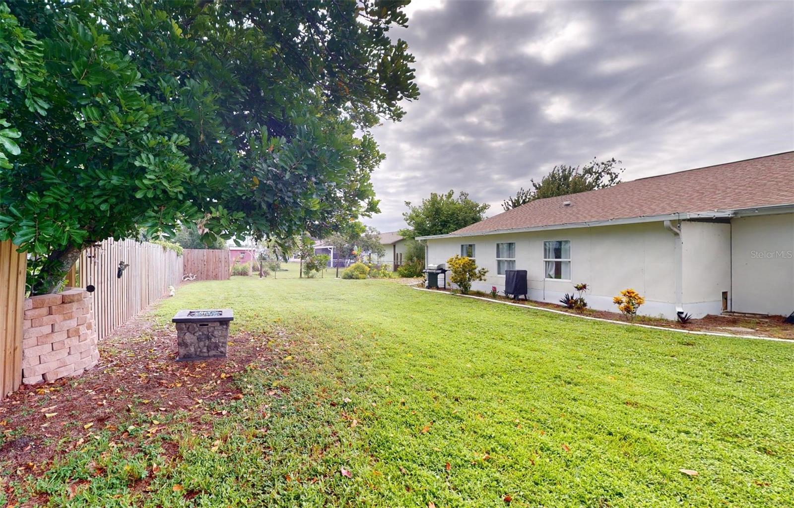 Image 35 of 41 For 2320 Alton Road