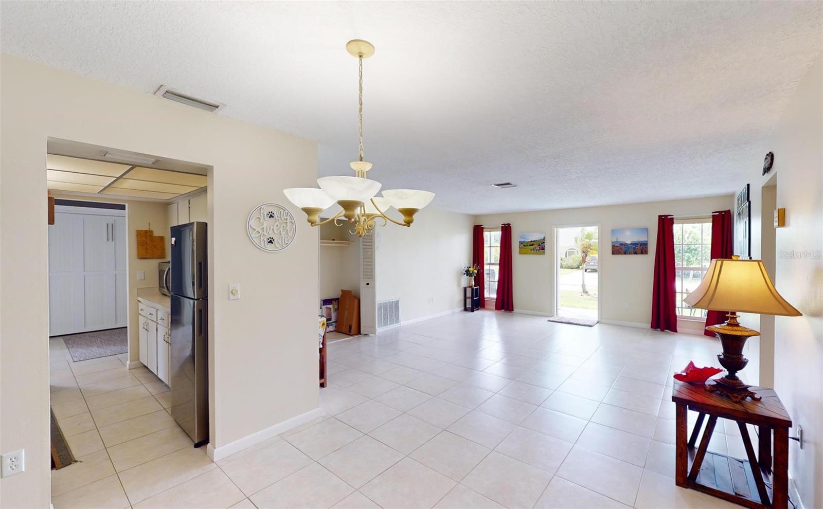 Image 7 of 41 For 2320 Alton Road