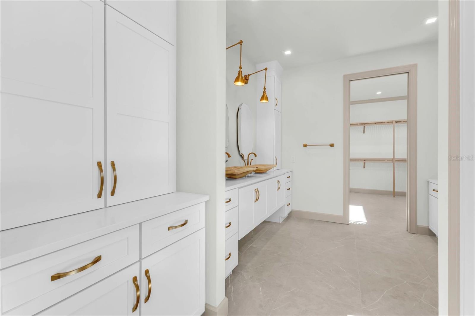 Image 22 of 56 For 735 Santa Margerita Lane