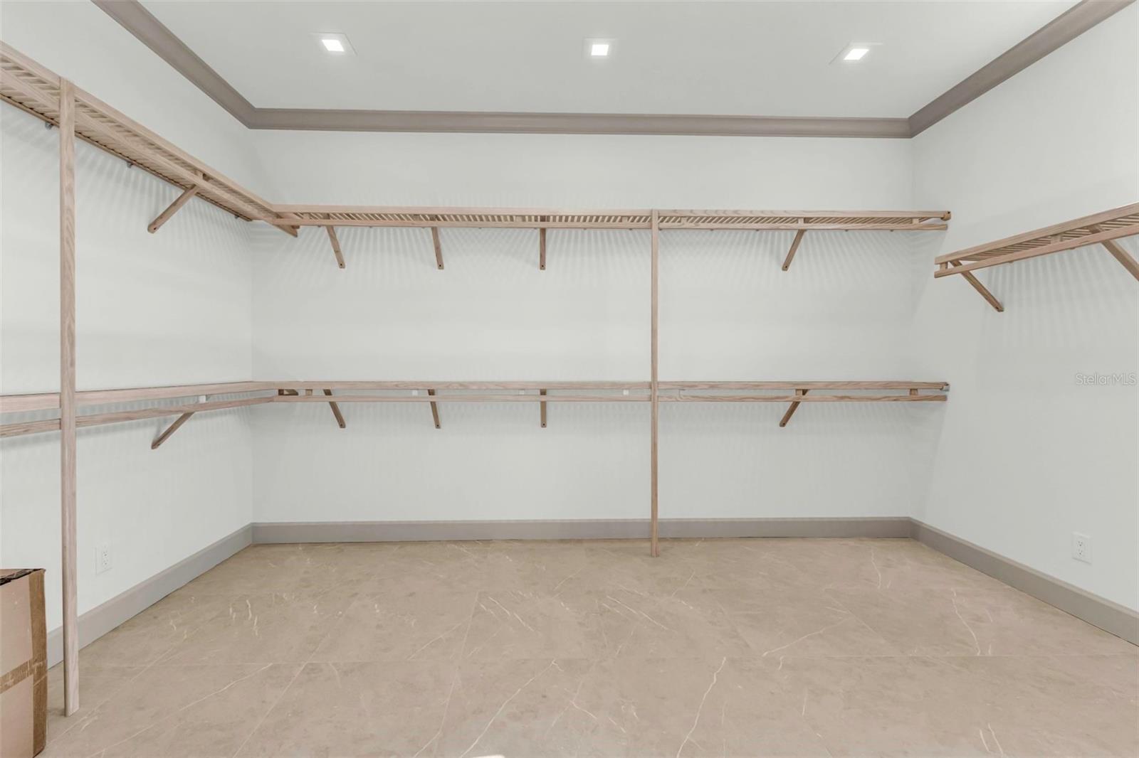 Image 30 of 56 For 735 Santa Margerita Lane