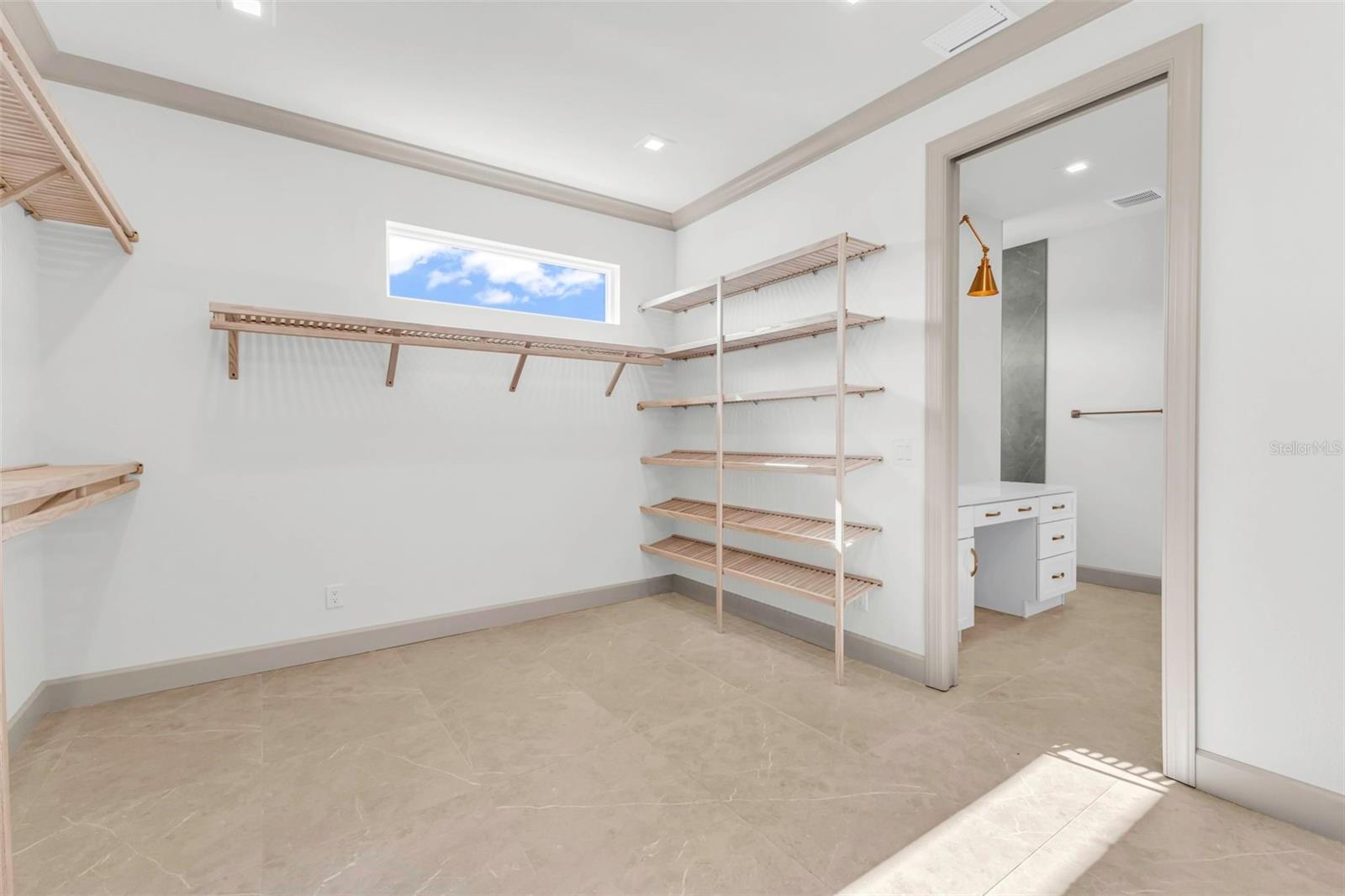 Image 31 of 56 For 735 Santa Margerita Lane