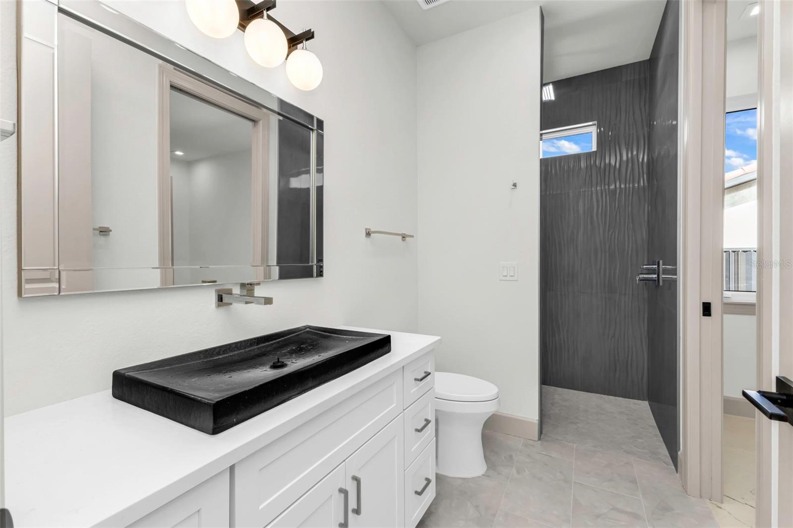 Image 39 of 56 For 735 Santa Margerita Lane