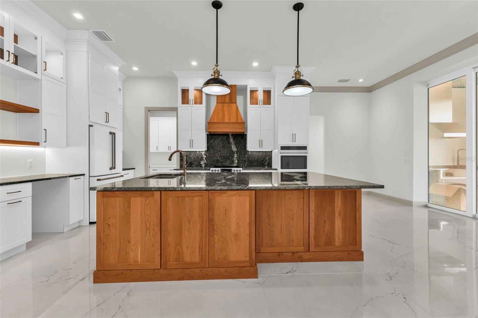 Image 7 of 56 For 735 Santa Margerita Lane