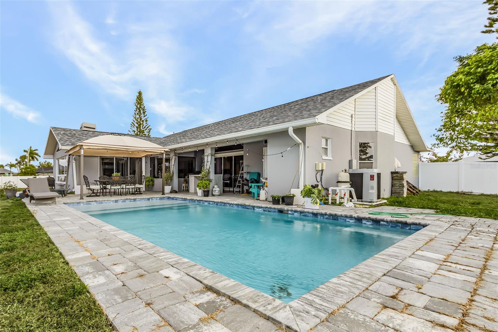 Image 24 of 28 For 211 47th Street