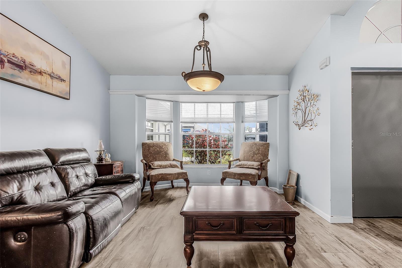 Image 7 of 28 For 211 47th Street