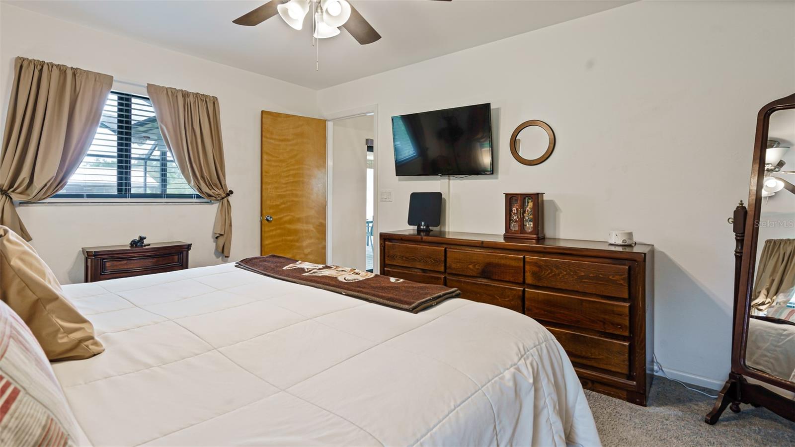 Image 16 of 45 For 8150 Dosonte Lane