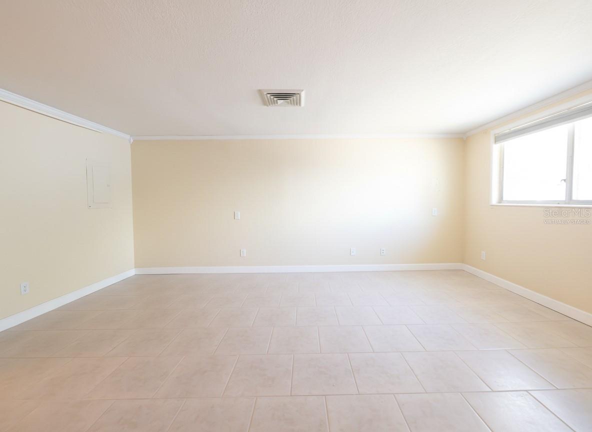 Image 22 of 29 For 410 Charlotte Avenue