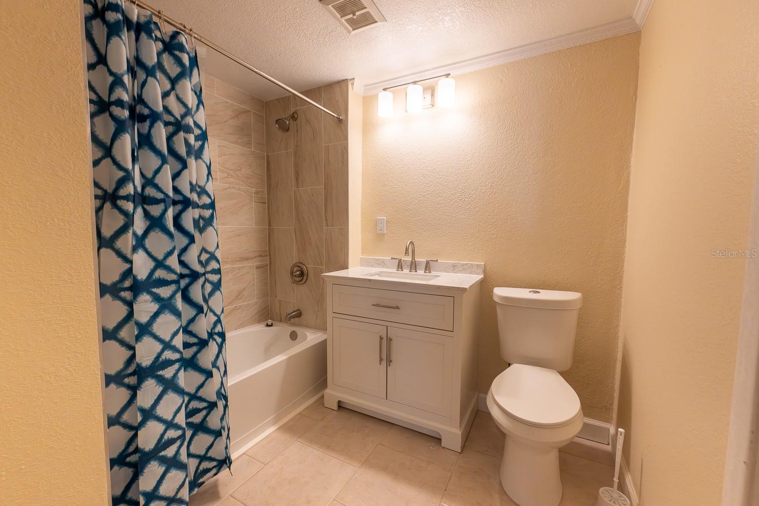 Image 24 of 29 For 410 Charlotte Avenue