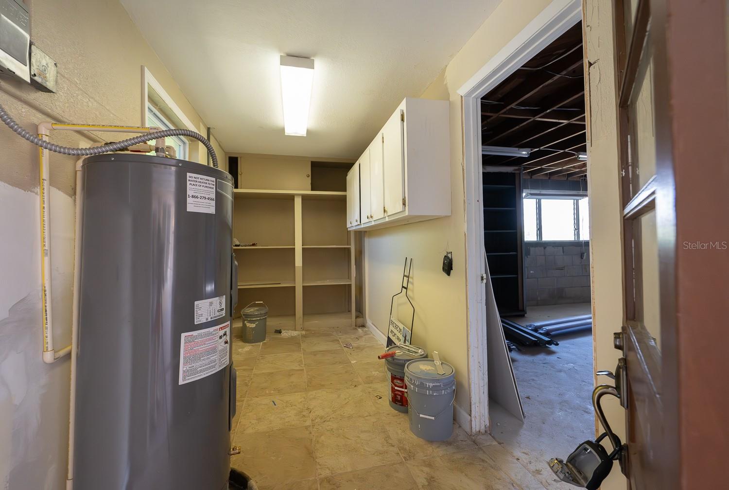 Image 26 of 29 For 410 Charlotte Avenue