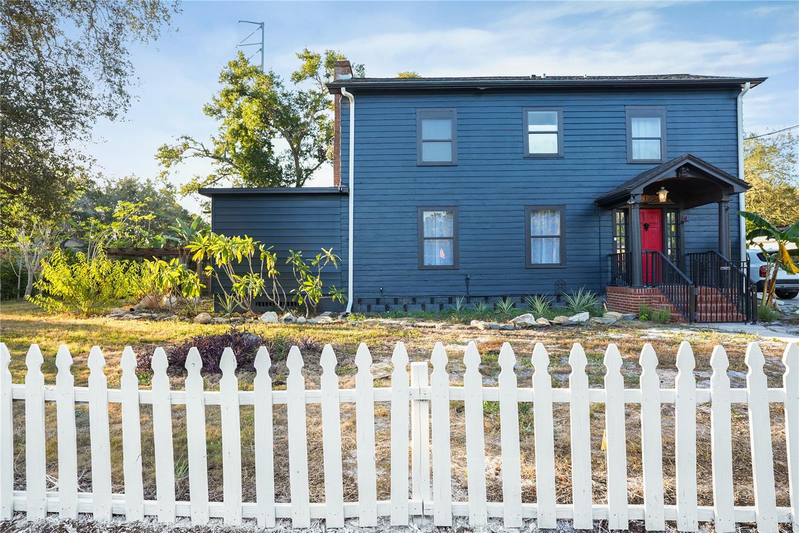 Image 2 of 28 For 1013 Magnolia Drive