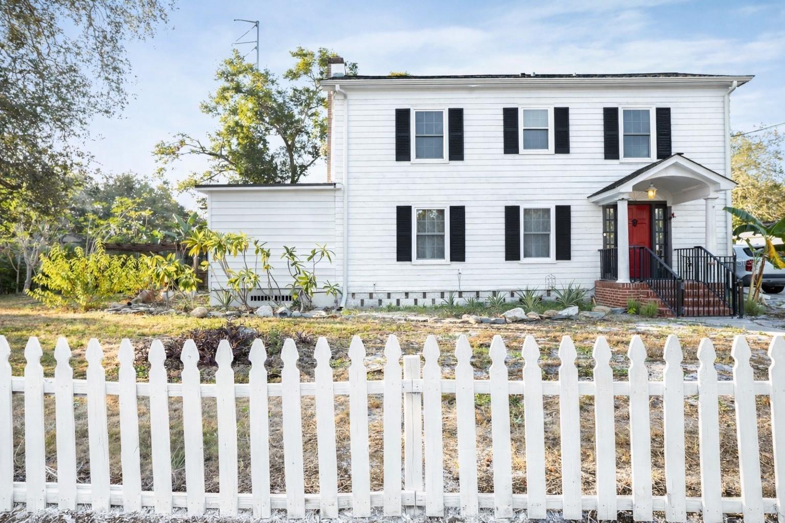 Image 3 of 28 For 1013 Magnolia Drive