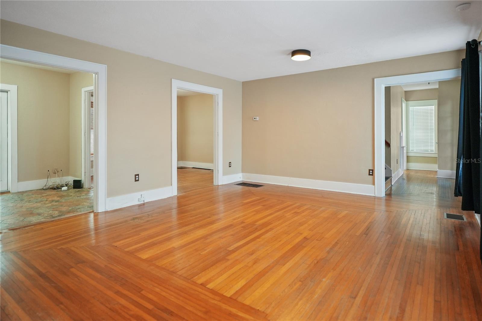 Image 8 of 28 For 1013 Magnolia Drive