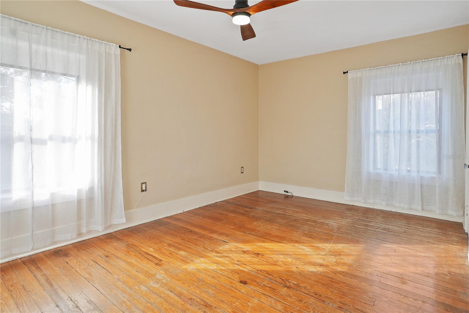 Image 9 of 28 For 1013 Magnolia Drive