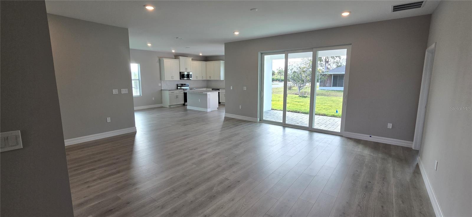 Image 8 of 23 For 203 Wright Drive