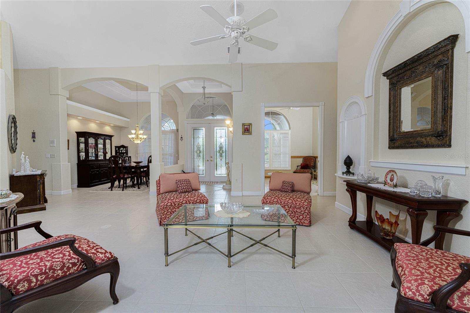 Image 11 of 79 For 12109 Kingsway Circle