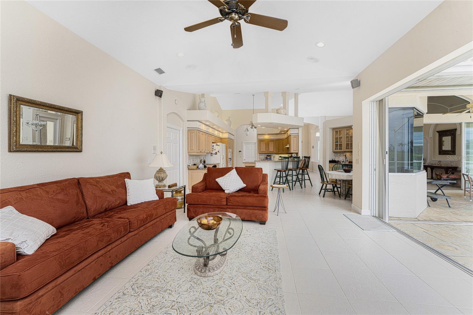 Image 19 of 79 For 12109 Kingsway Circle