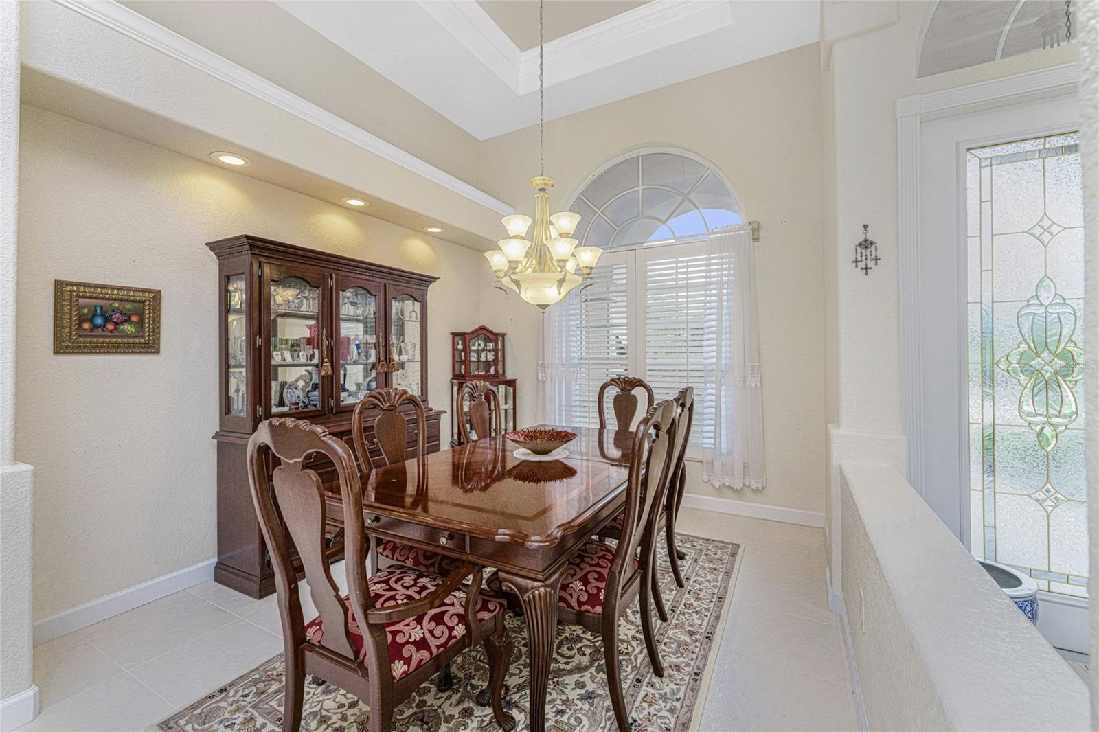 Image 5 of 79 For 12109 Kingsway Circle