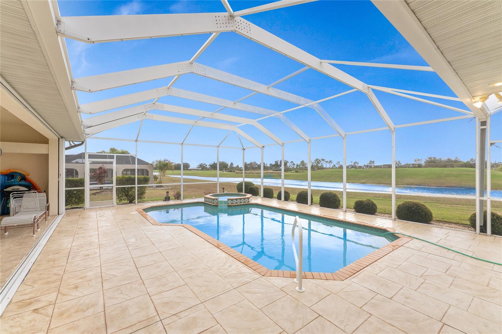 Image 52 of 79 For 12109 Kingsway Circle