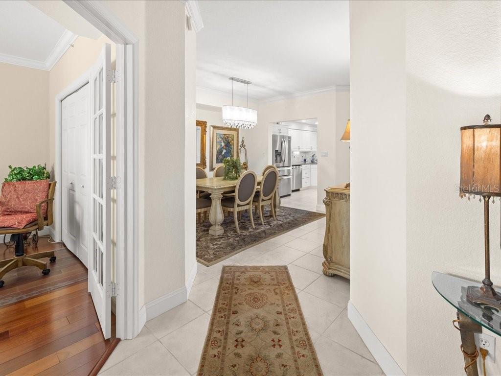 Image 3 of 50 For 200 Harbor Walk Drive 233