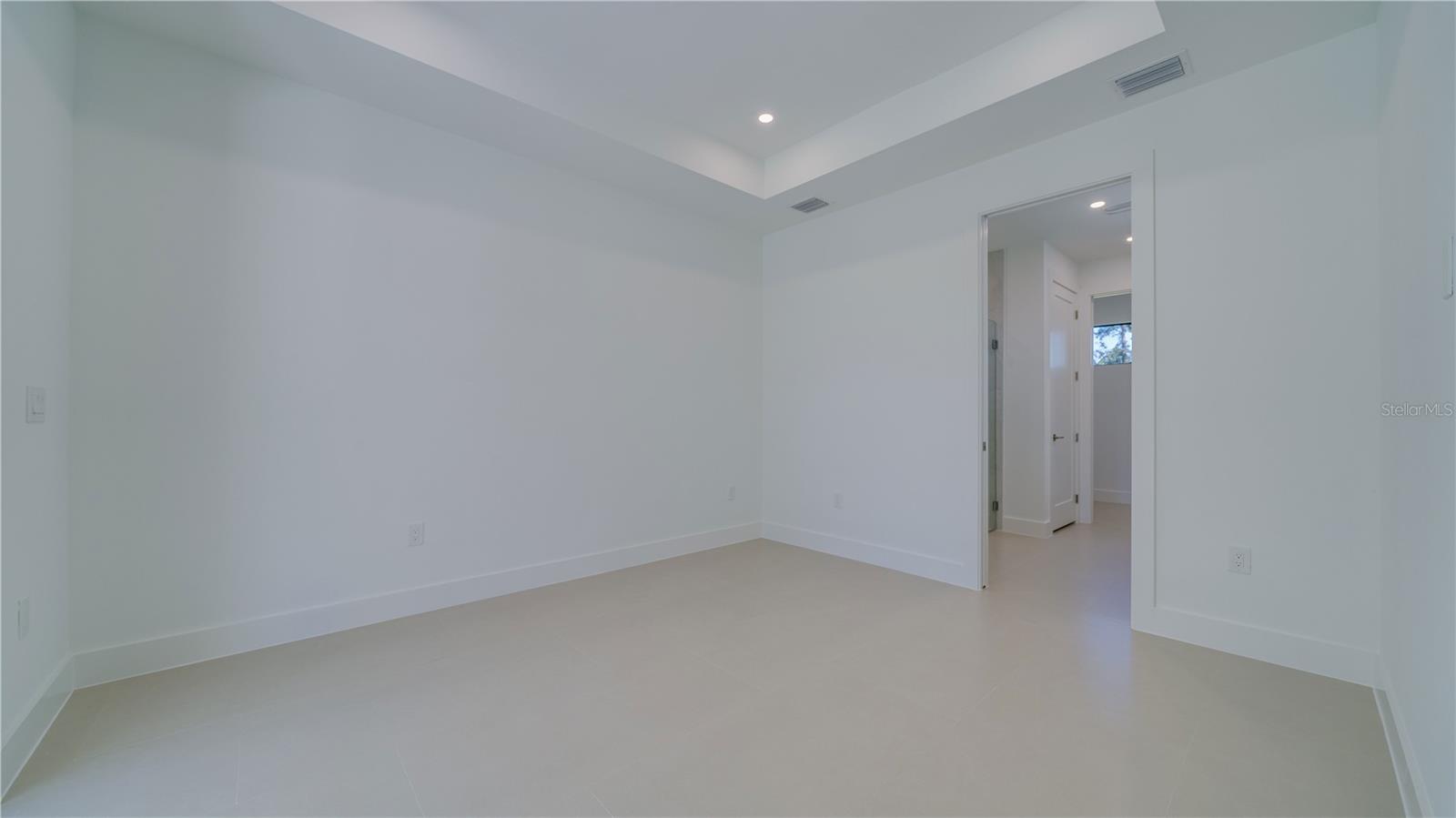 Image 13 of 37 For 1309 Wagner Avenue