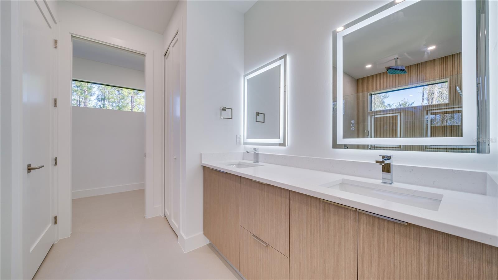 Image 15 of 37 For 1309 Wagner Avenue