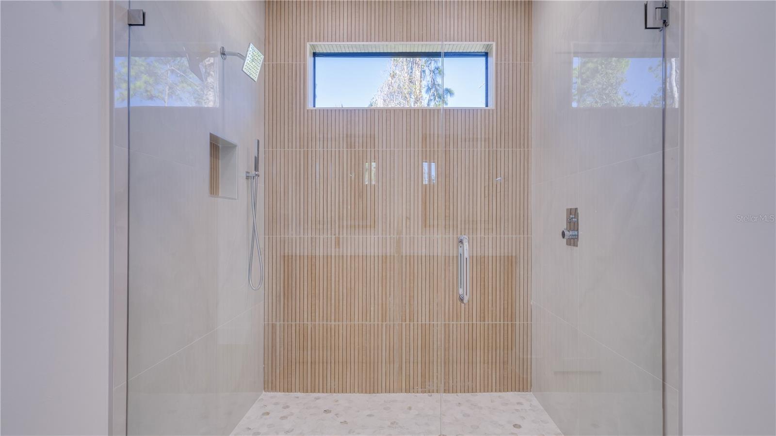 Image 16 of 37 For 1309 Wagner Avenue