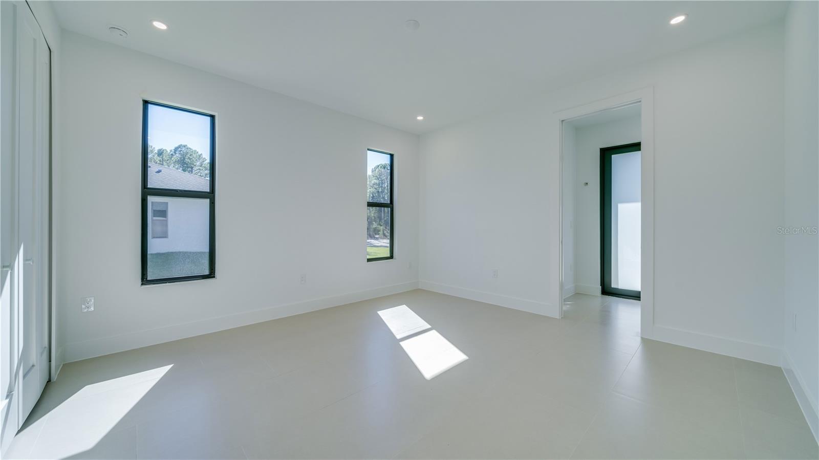 Image 18 of 37 For 1309 Wagner Avenue