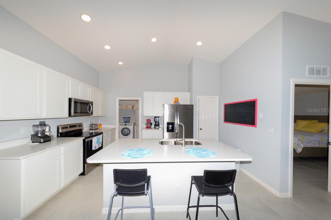 Image 11 of 42 For 25548 Prada Drive