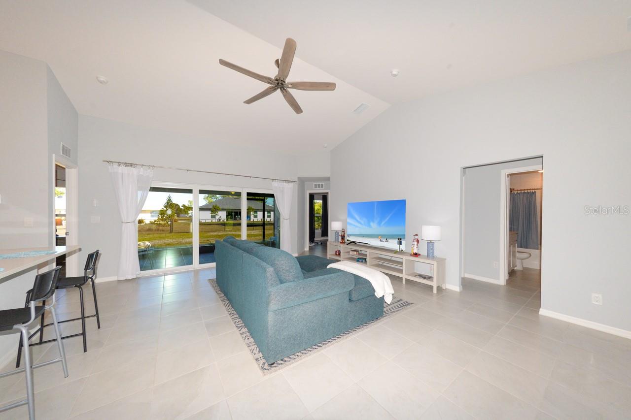 Image 21 of 42 For 25548 Prada Drive