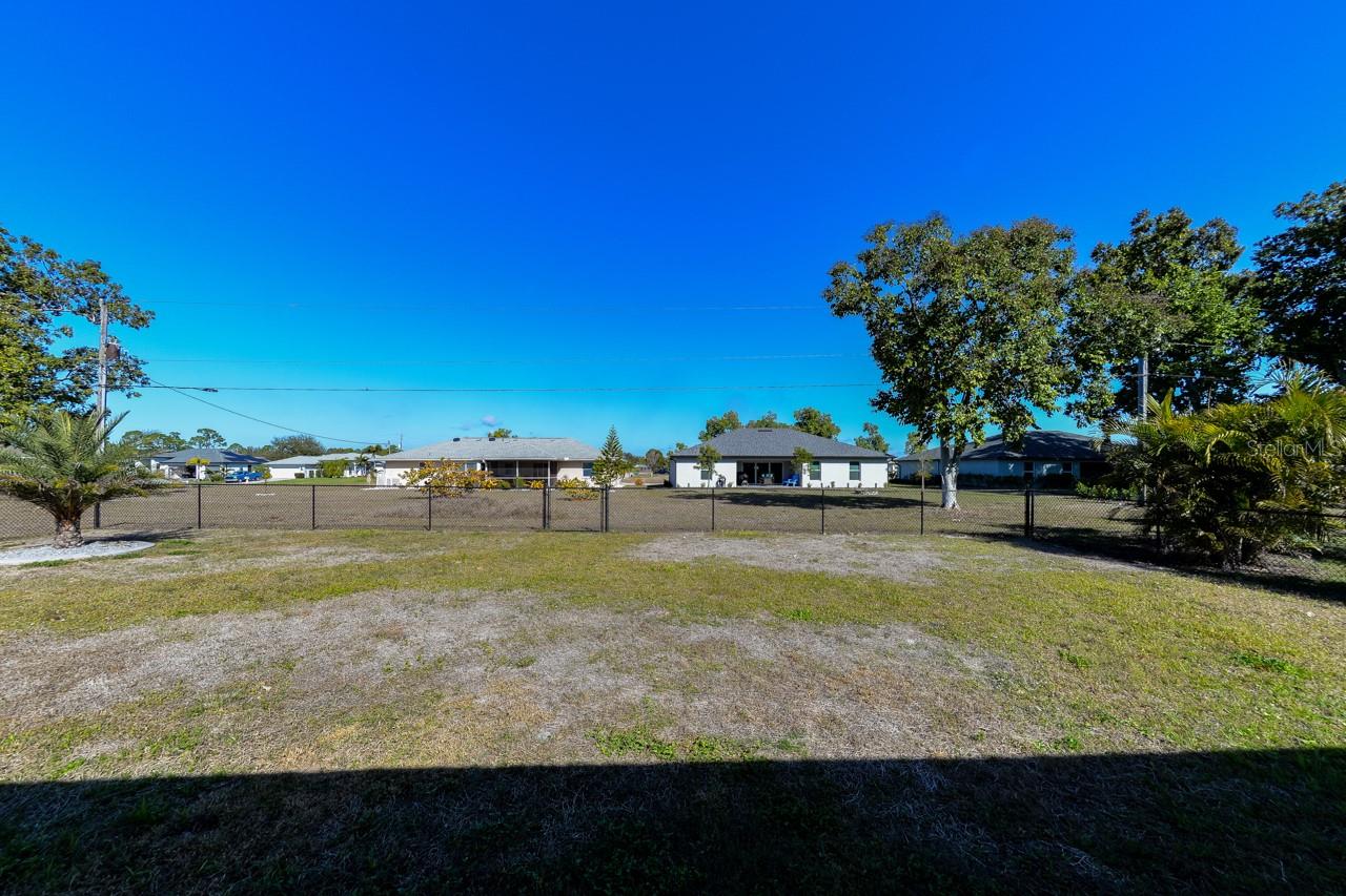 Image 24 of 42 For 25548 Prada Drive