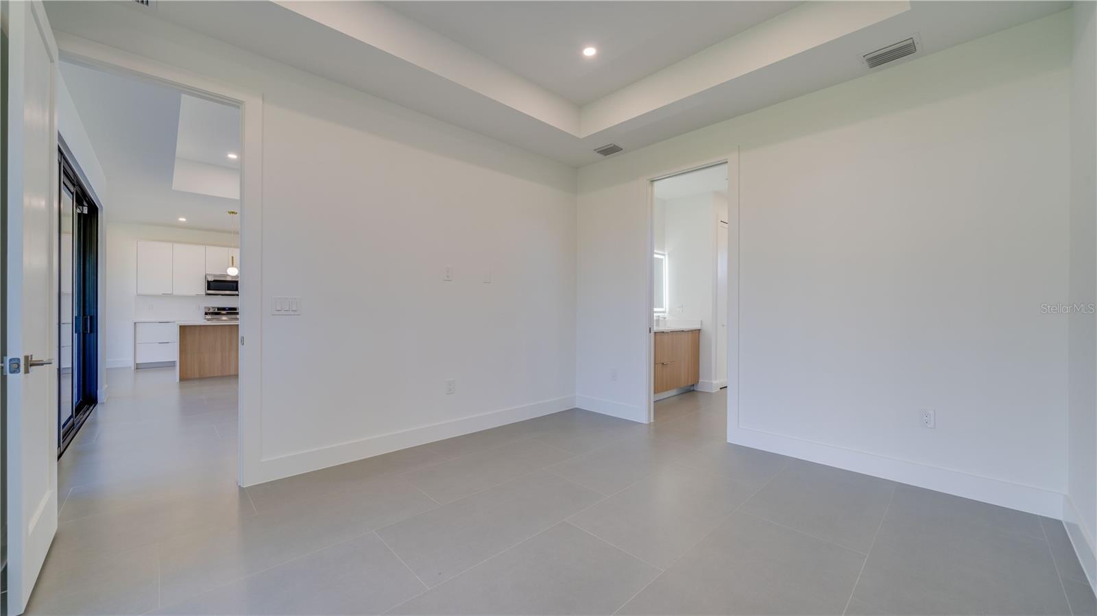 Image 13 of 36 For 3416 13th Street W