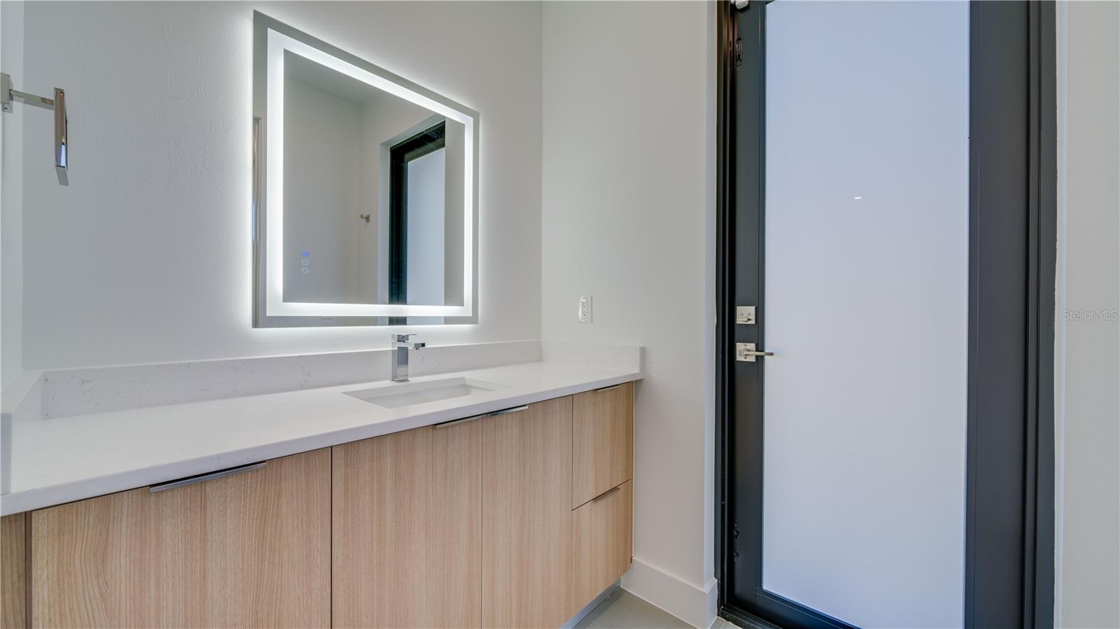 Image 21 of 36 For 3416 13th Street W