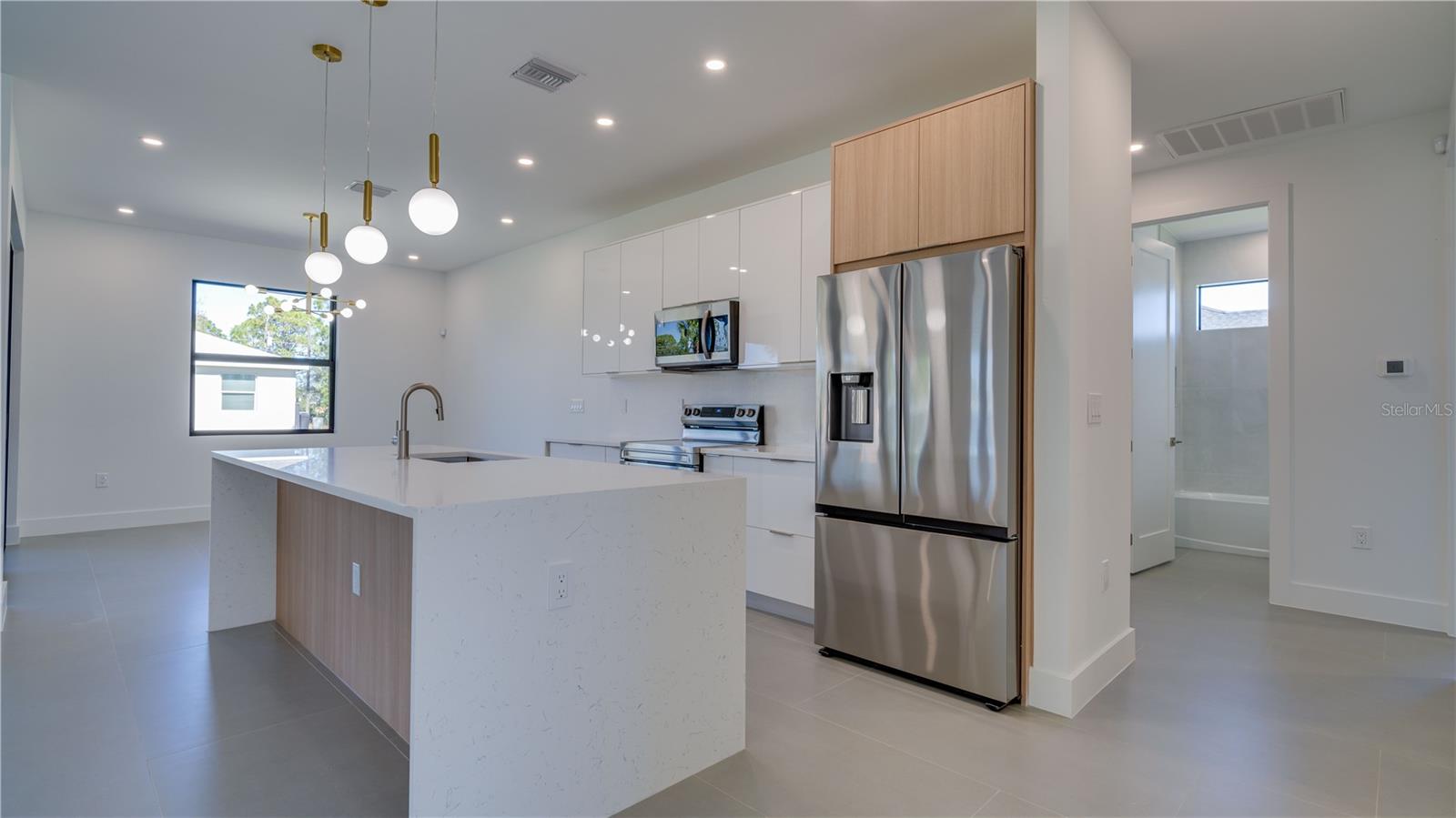 Image 8 of 36 For 3416 13th Street W